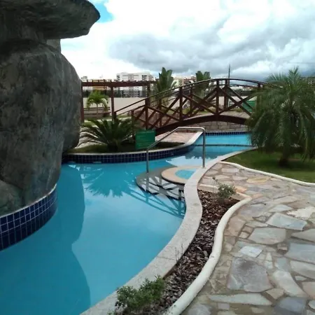 Golden Dolphin Supreme: Pet-Friendly Flat with King Bed Apartment Caldas Novas Exterior photo