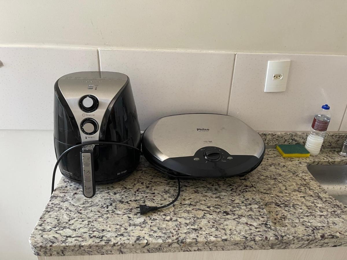 Golden Dolphin Supreme: Pet-friendly Flat With King Bed Caldas Novas